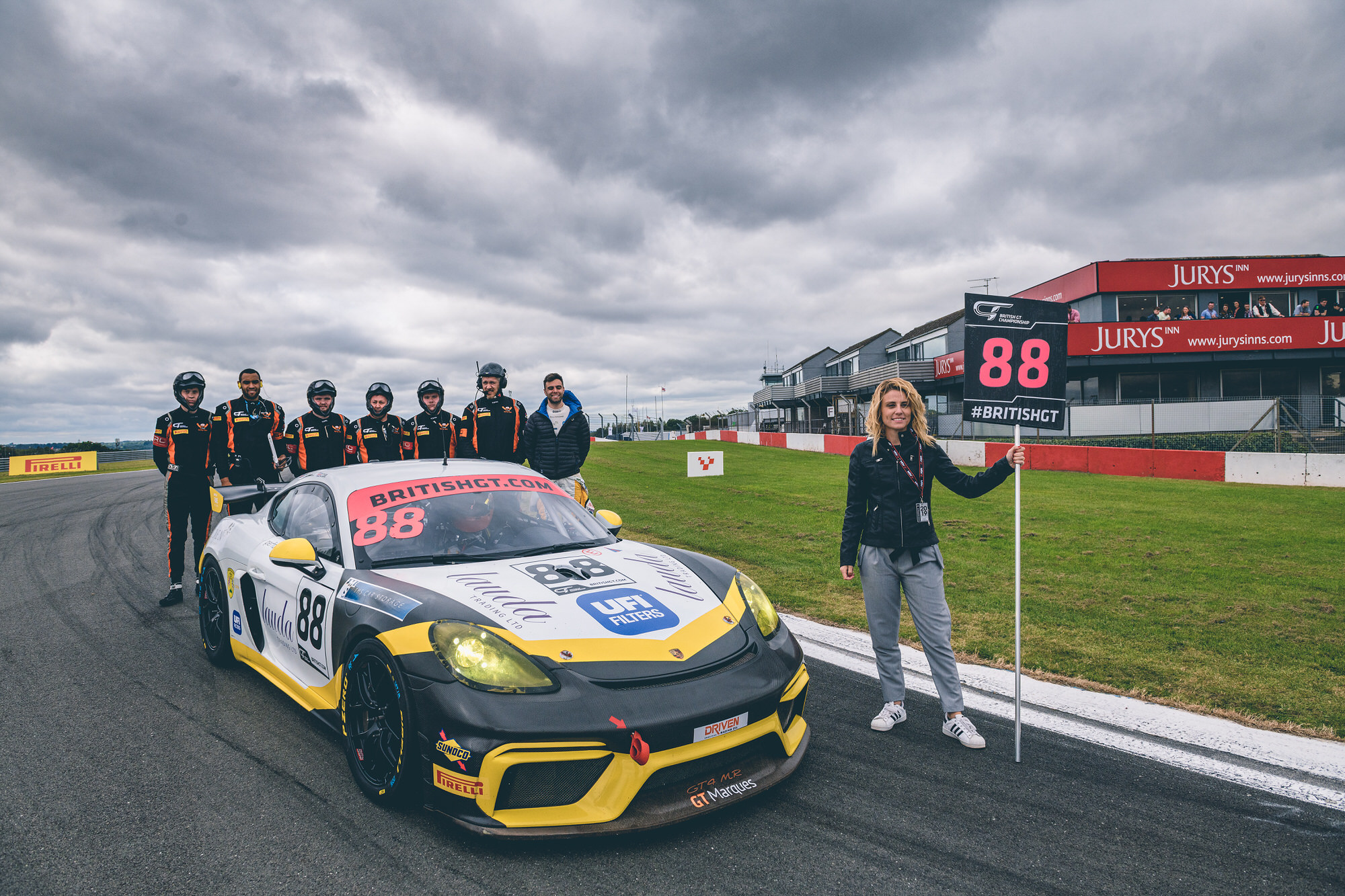 ufi-filters-dino-zamparelli-british-gt-championship-15 首页 | J9集团有限公司官网